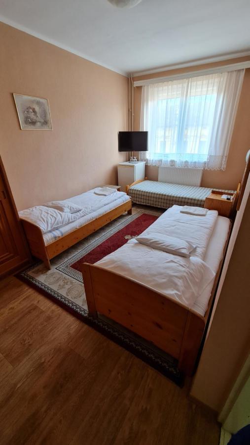Hotel Oazis Panzio *